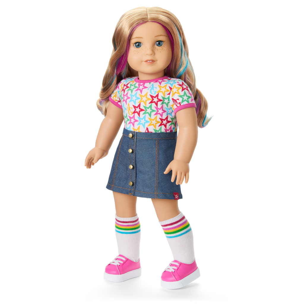 Truly Me™ 18-inch Doll #110 with wavy blonde hair A5
