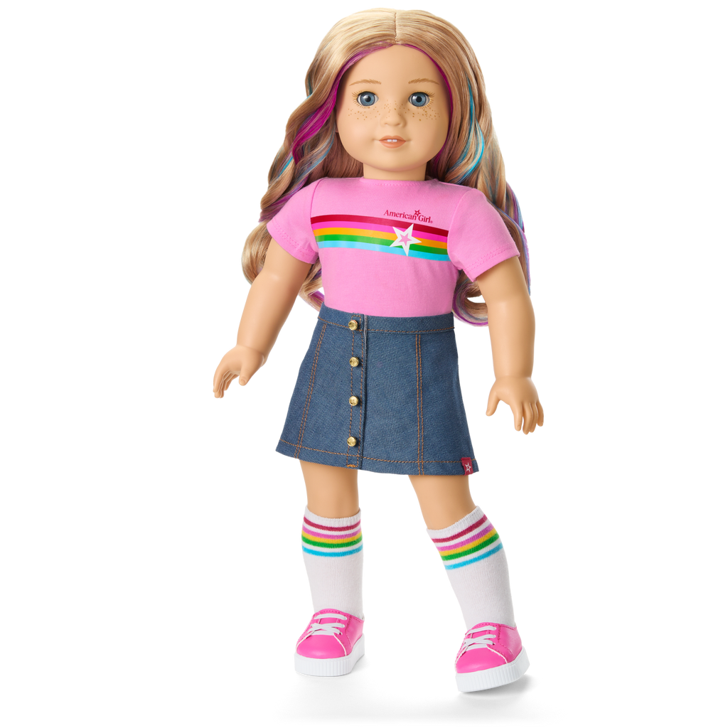 Truly Me™ 18-inch Doll #110 with wavy blonde hair A5
