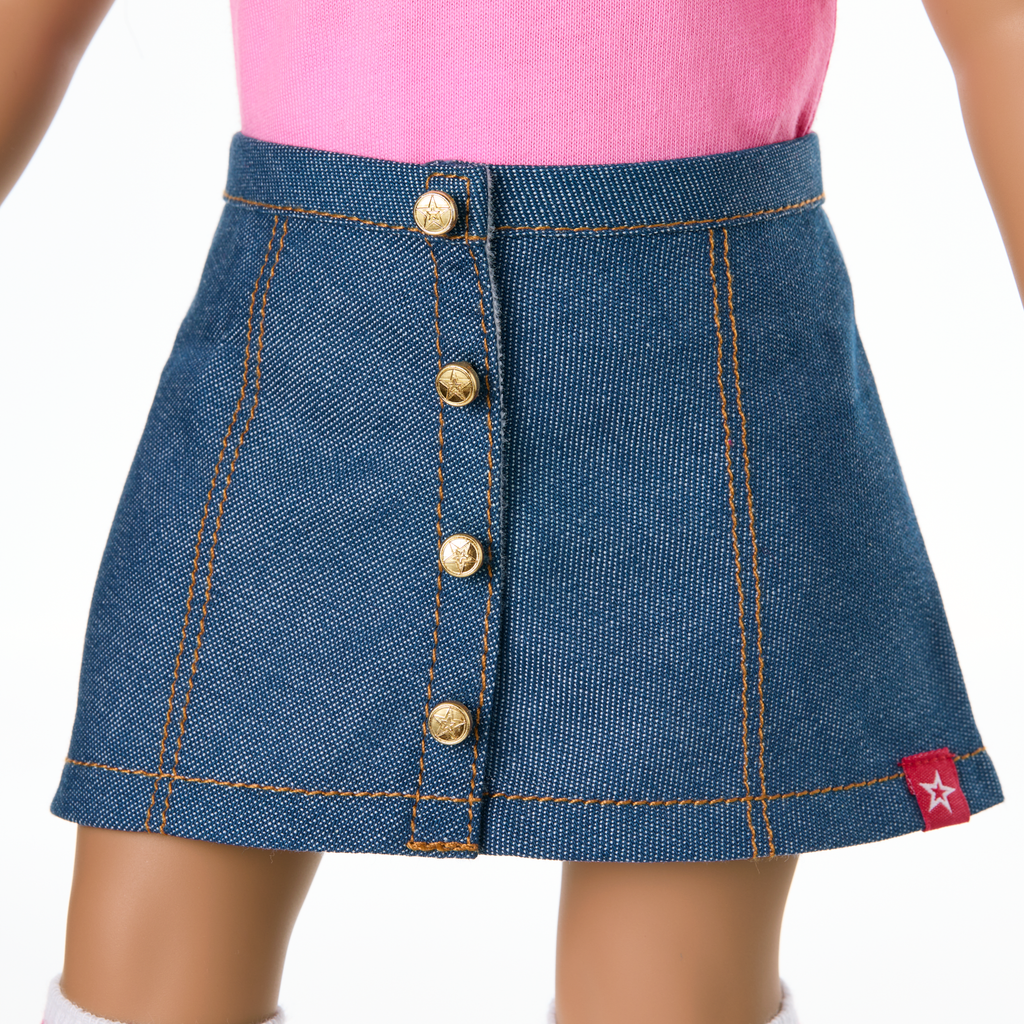 Truly Me™ 18-inch Doll #122 with straight dark-brown hair F2