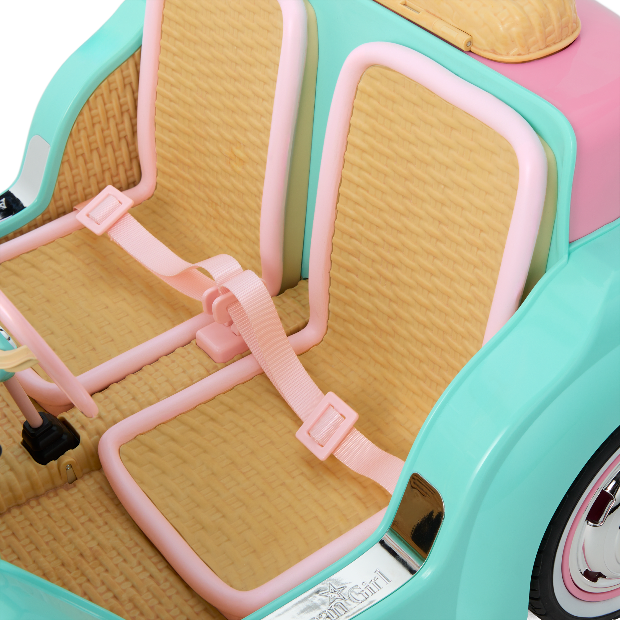 Raquel's™ Seaside Car for 18-inch Dolls (Girl of the Year™ 2026) D7