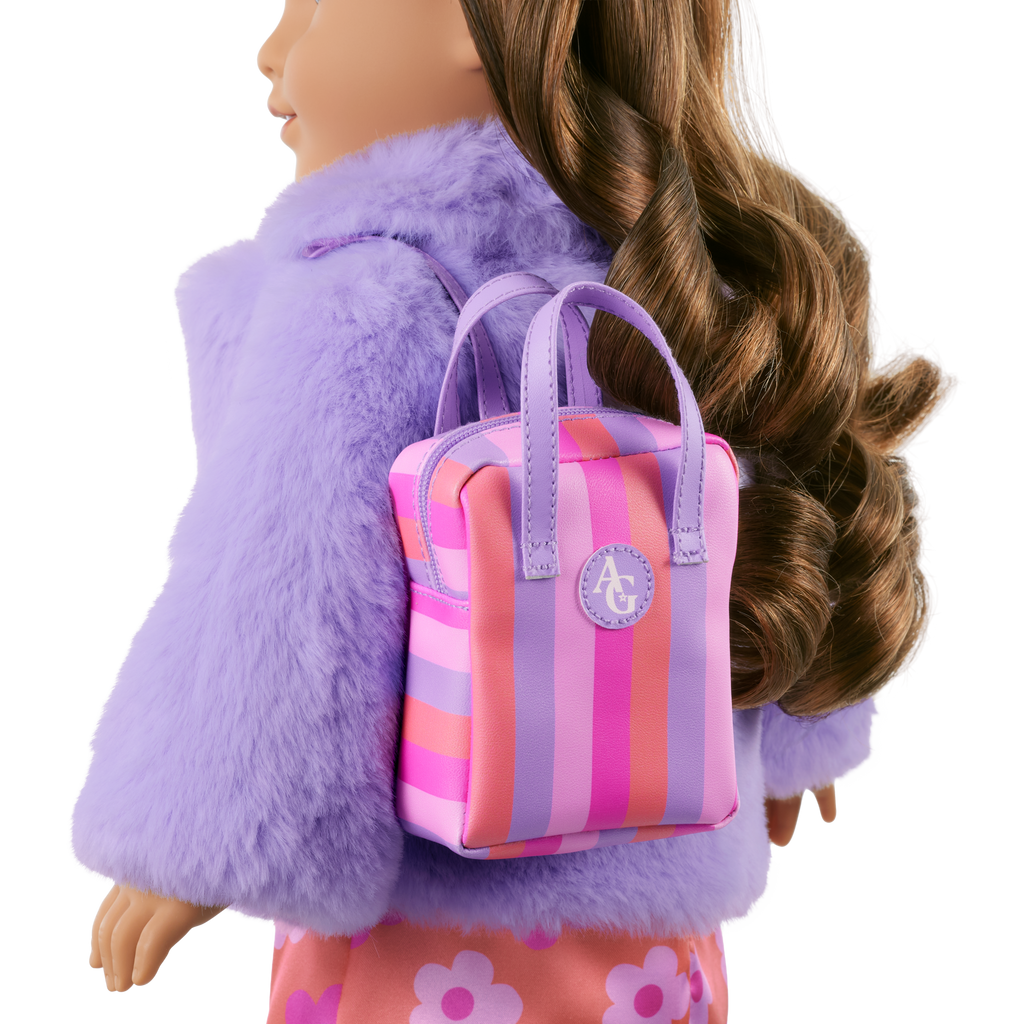 Truly Me™ #117 Doll & Day of Fun All-in-One Set C5