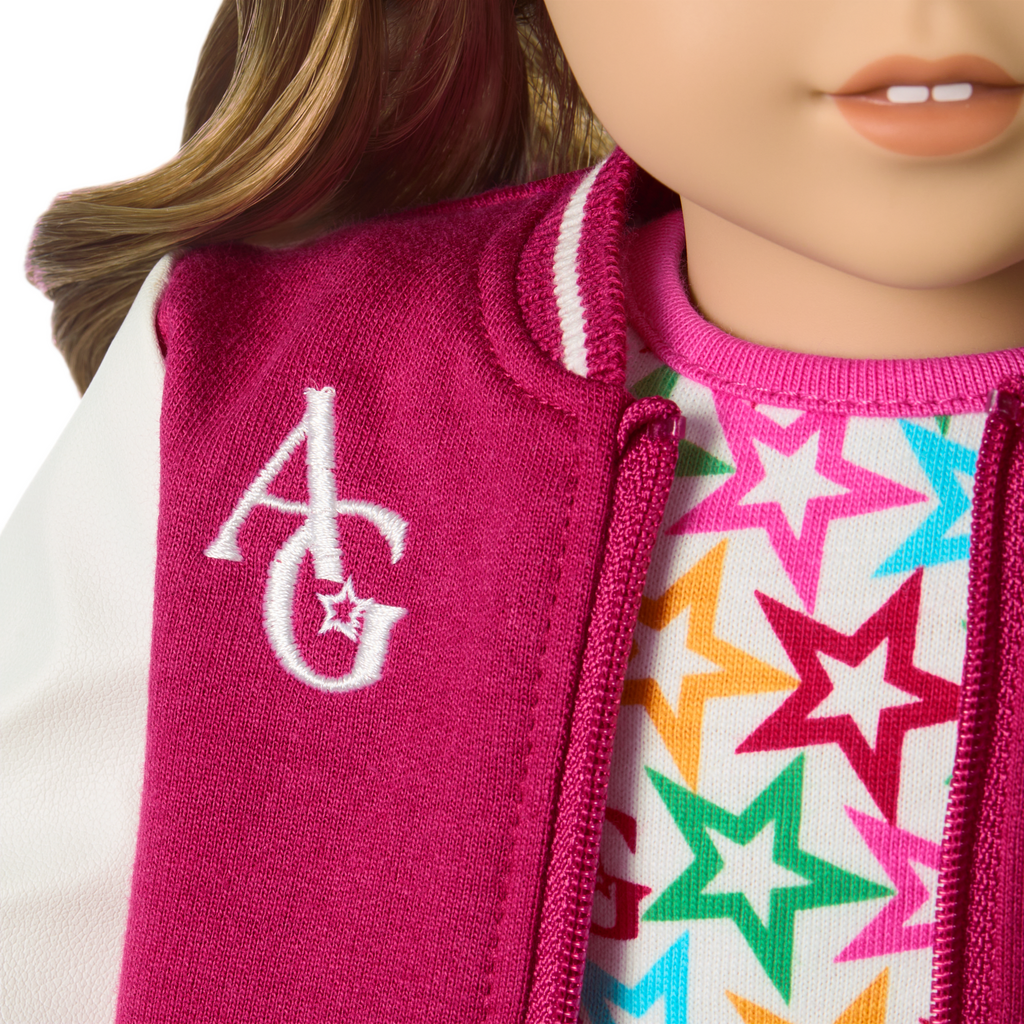 Truly Me™ 18-inch Doll #118 with curly caramel hair F9