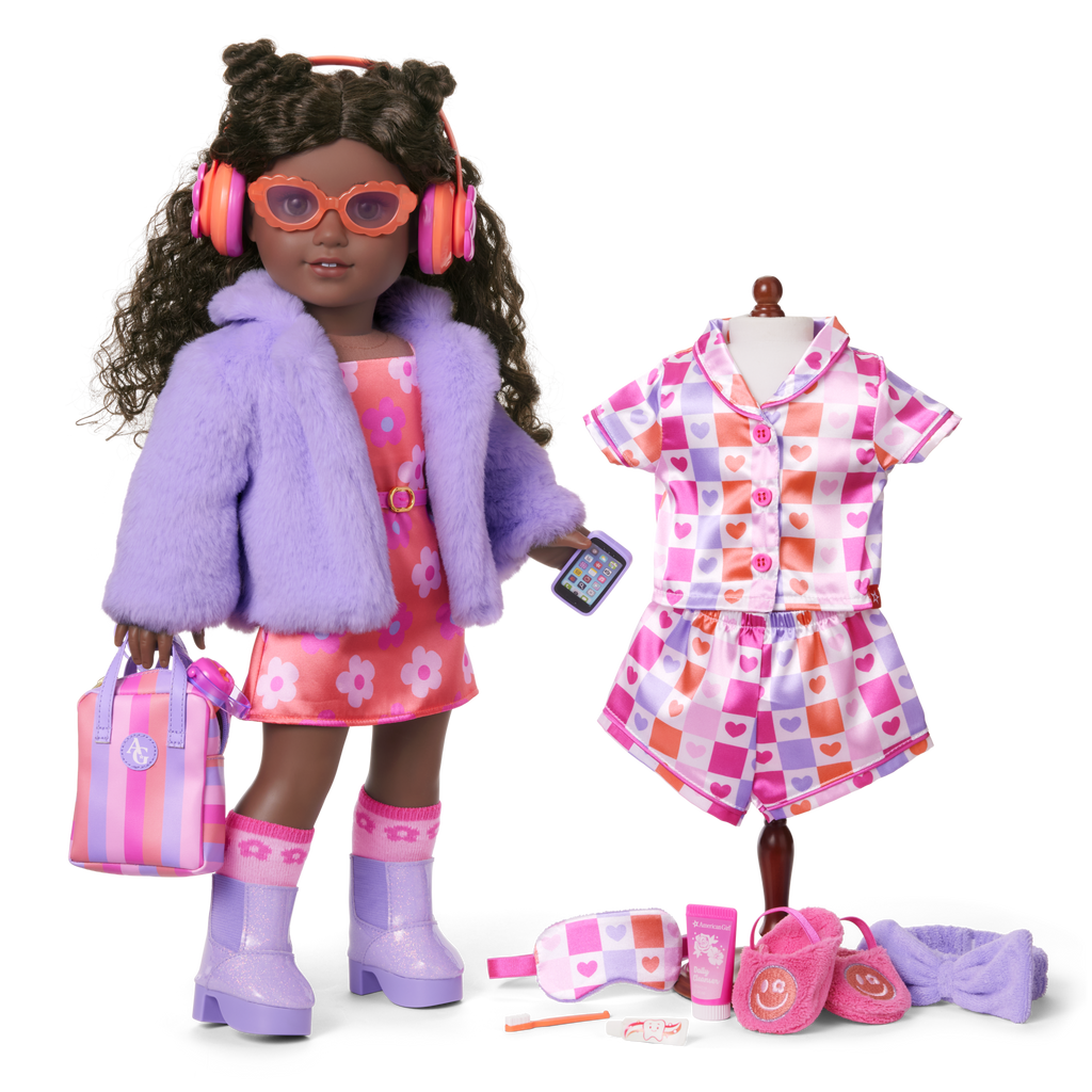 Truly Me™ #127 Doll & Day of Fun All-in-One Set C8