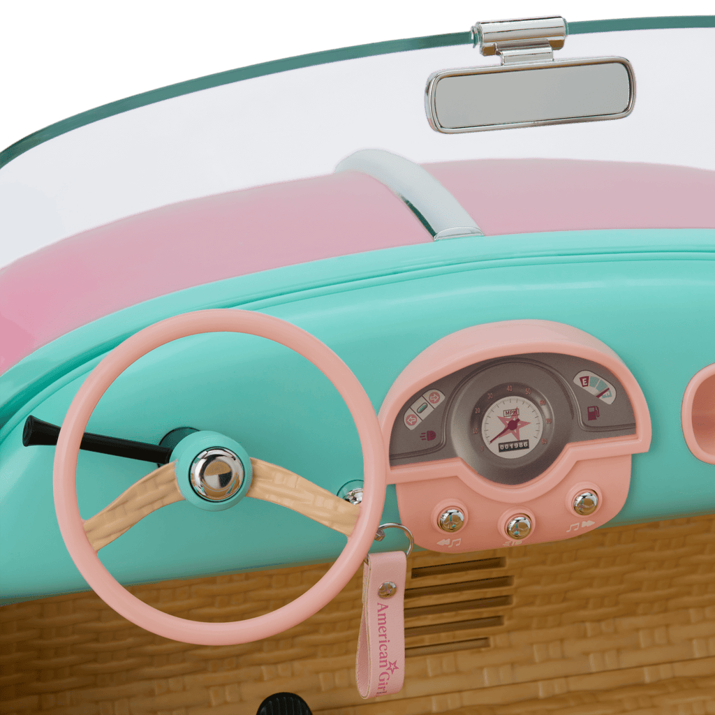Raquel's™ Seaside Car for 18-inch Dolls (Girl of the Year™ 2026) D7
