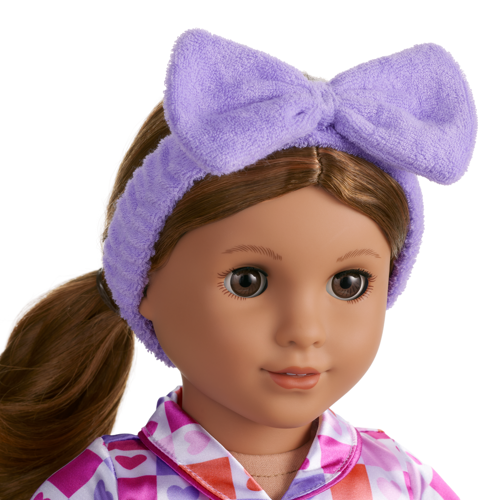 Truly Me™ #117 Doll & Day of Fun All-in-One Set C5