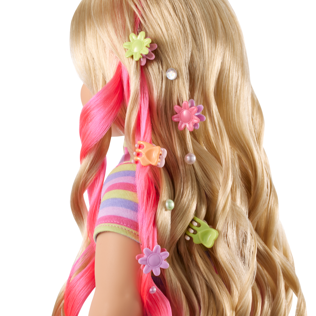 Long Hair Looks™ by Truly Me™ 18-inch Doll #133 & hair accessories C5