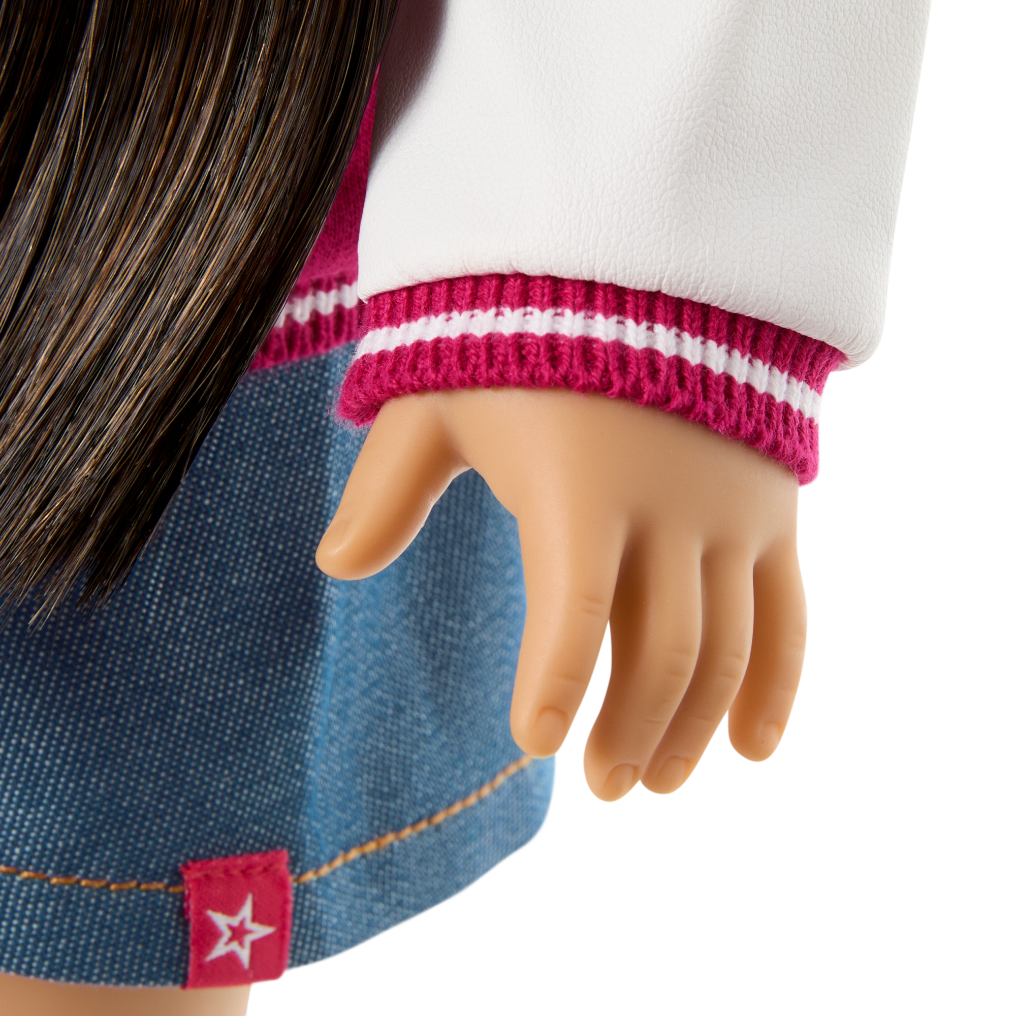 Truly Me™ 18-inch Doll #130 with straight black-brown hair C1