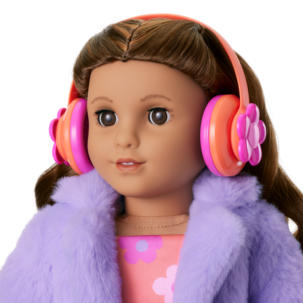 Truly Me™ #117 Doll & Day of Fun All-in-One Set C5