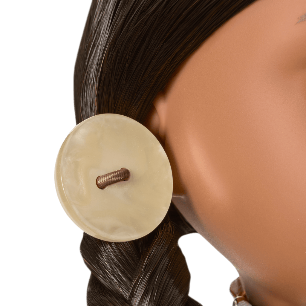Kaya™ 18-inch Doll, Book & Accessories (Historical Characters) F5
