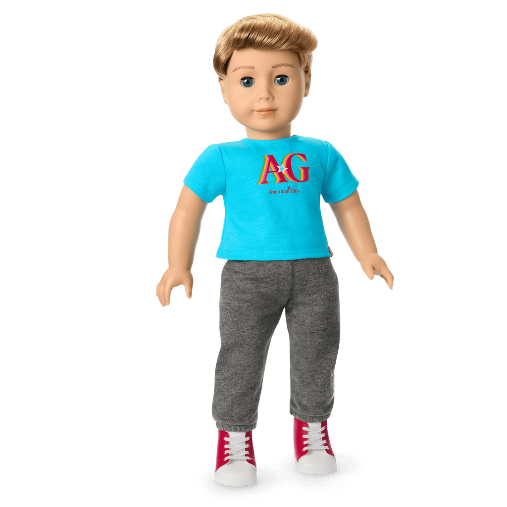 Truly Me™ 18-inch Doll #104 with straight caramel hair A5