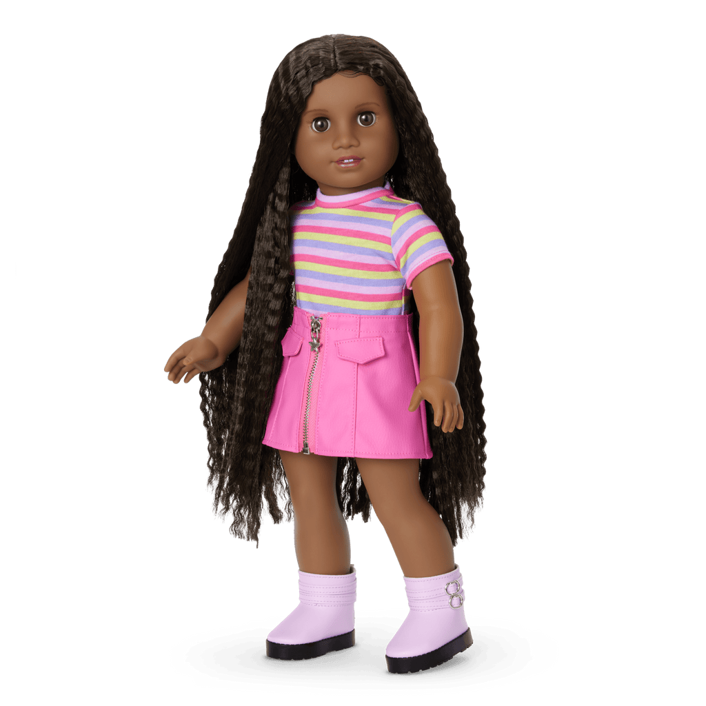 Long Hair Looks™ by Truly Me™ 18-inch Doll #135 & hair accessories E9