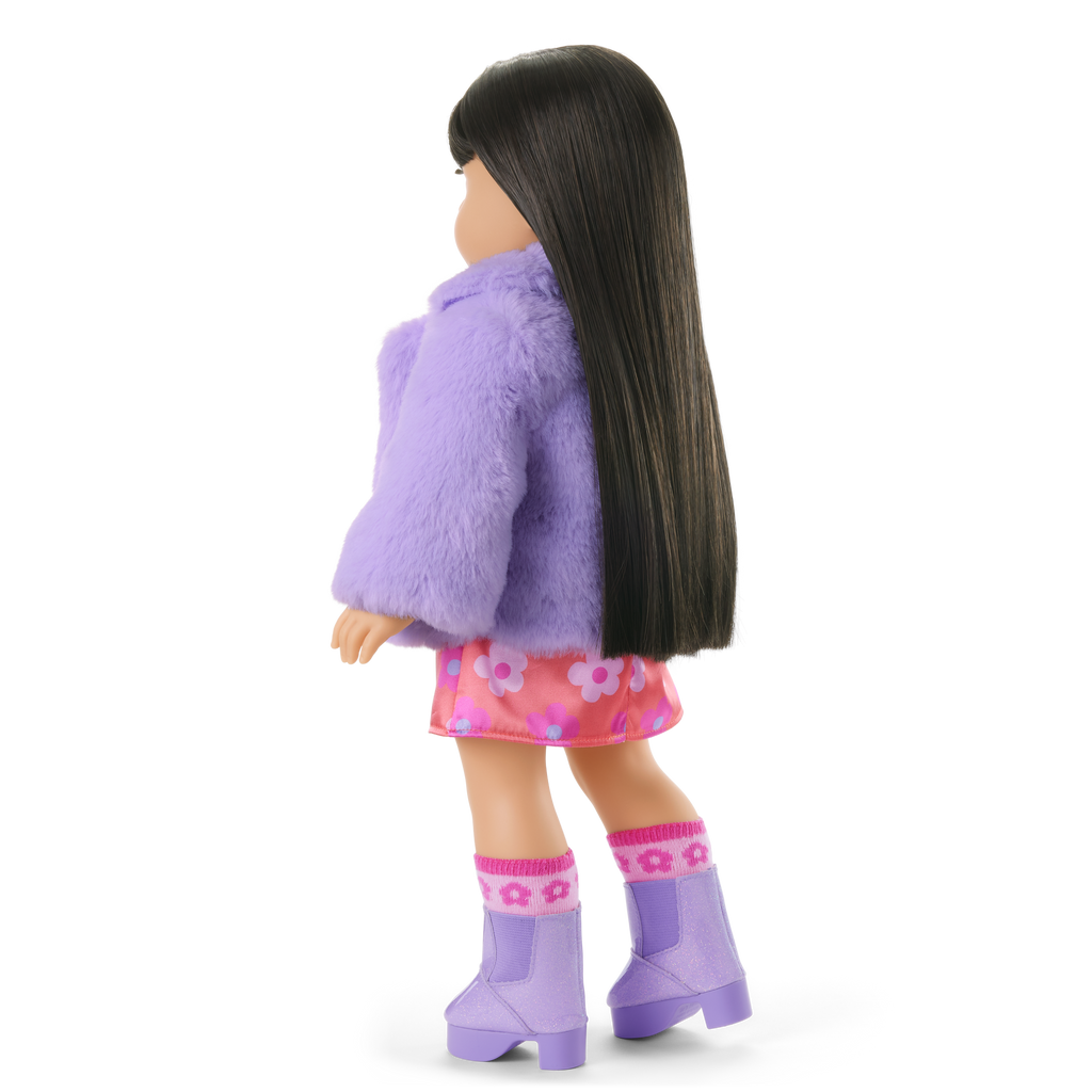 Truly Me™ #130 Doll & Day of Fun All-in-One Set B8