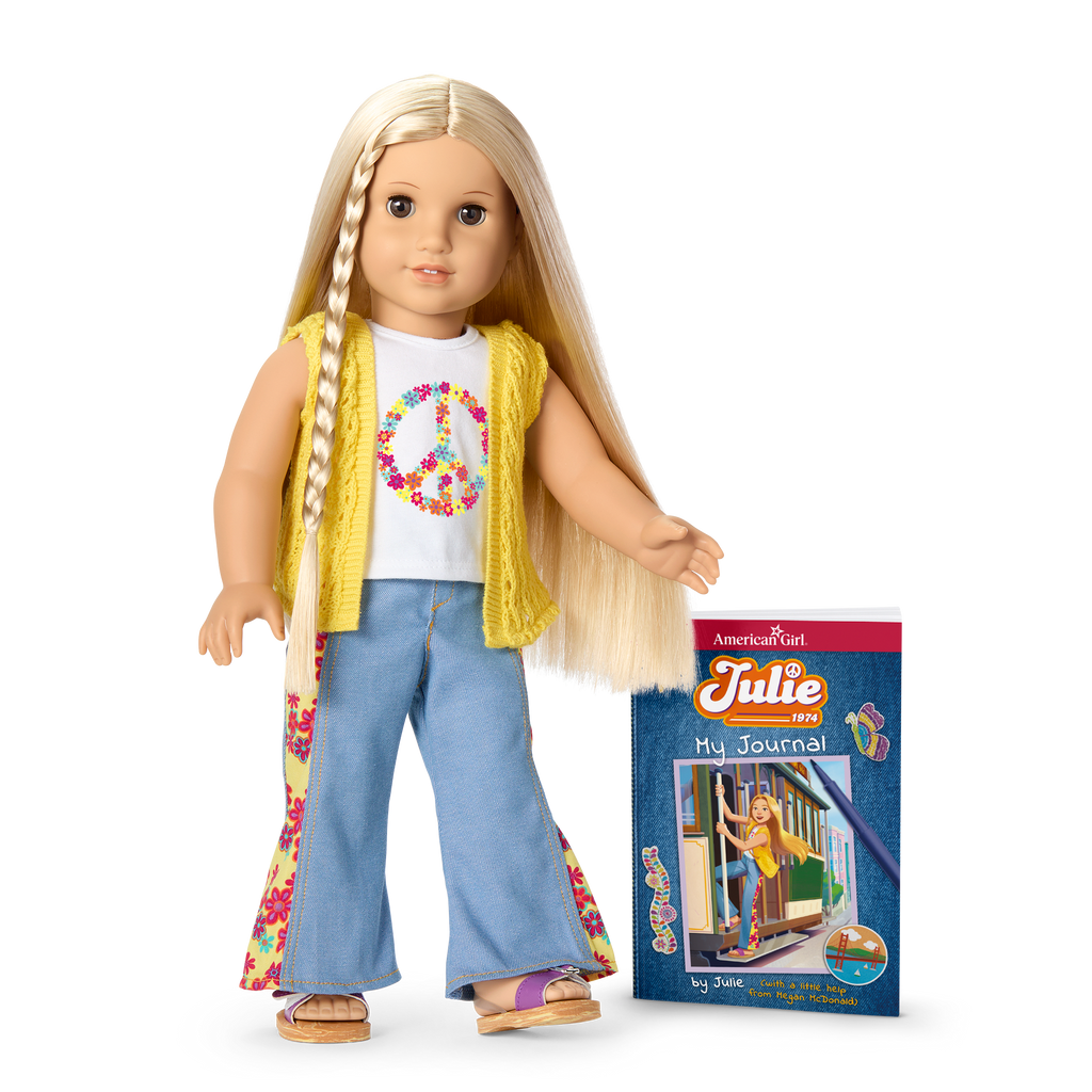 Julie’s™ Sunny ’70s Gift Set (Historical Characters) E1