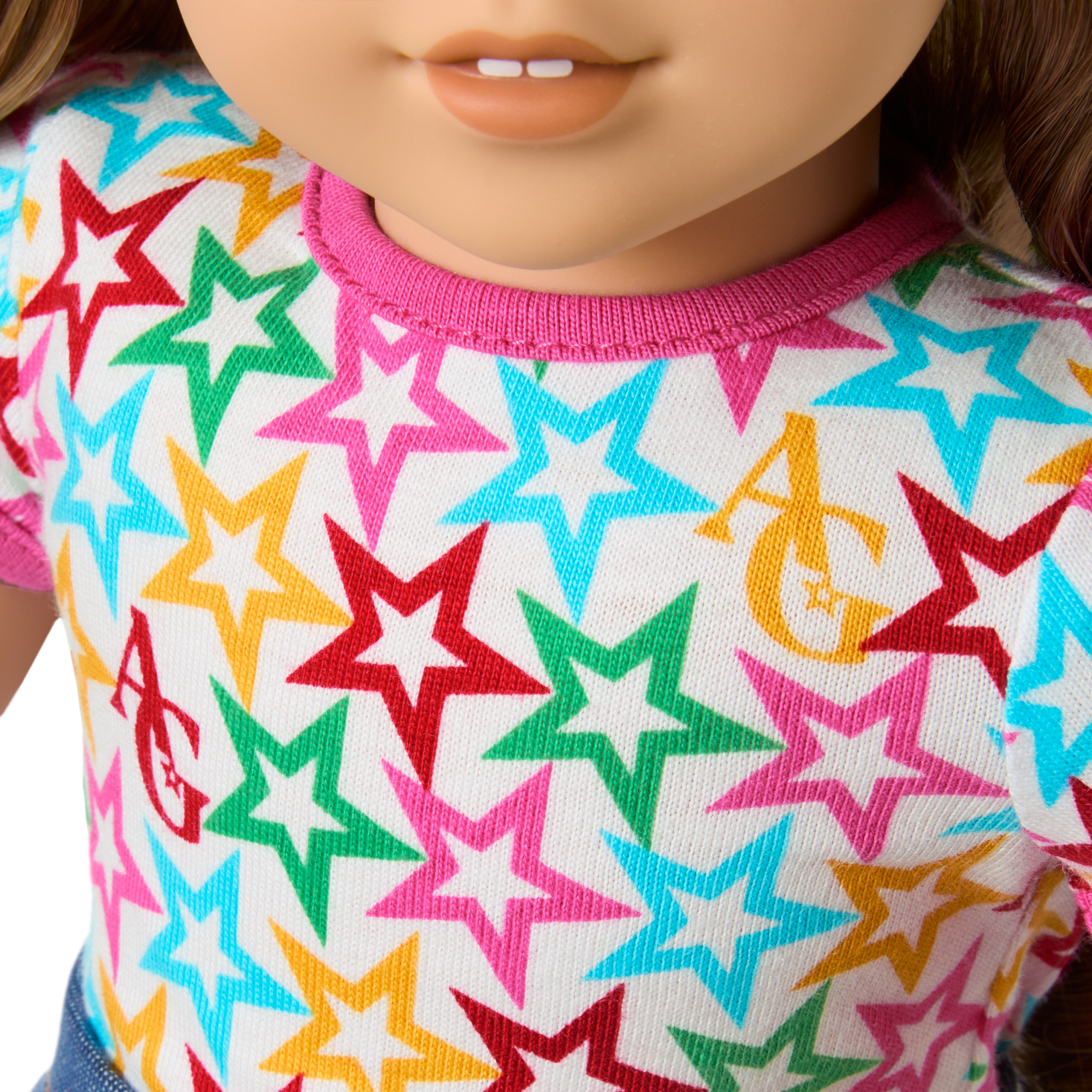 Truly Me™ 18-inch Doll #118 with curly caramel hair F9