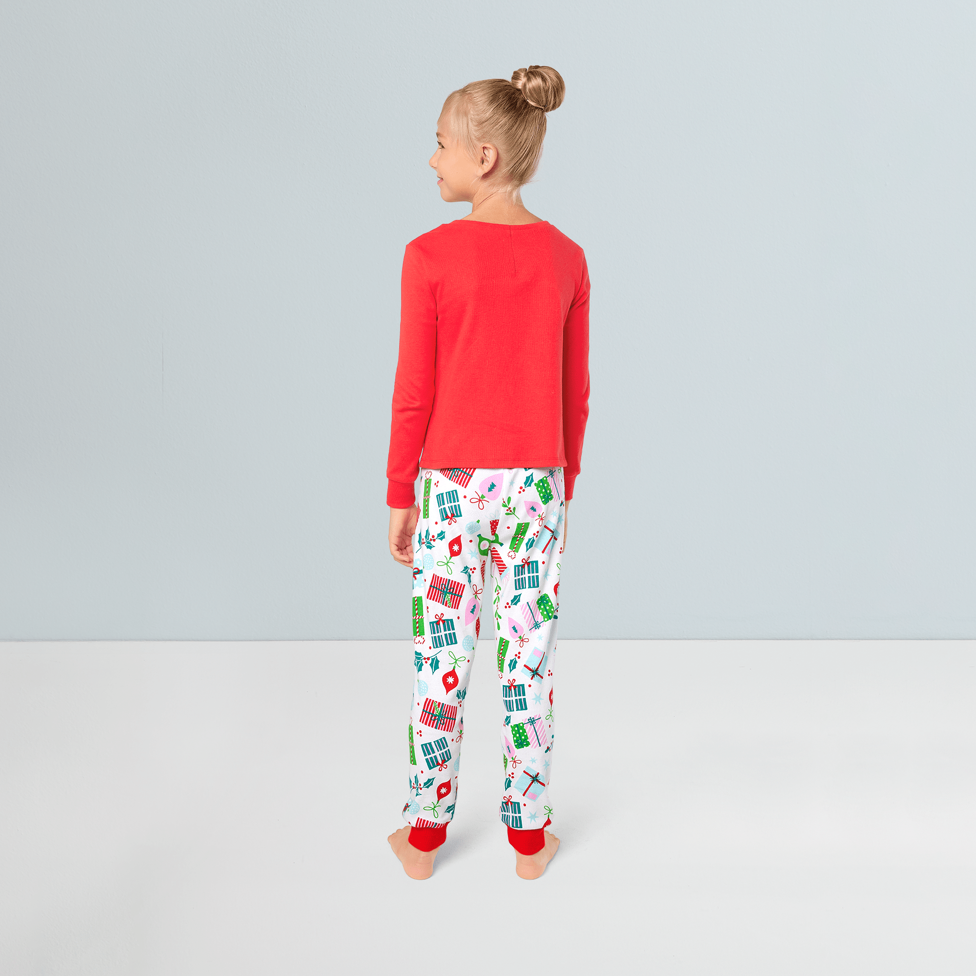 Holiday Wish List PJs for Girls D7
