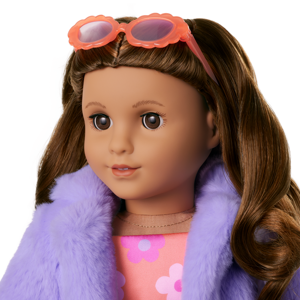 Truly Me™ #117 Doll & Day of Fun All-in-One Set C5