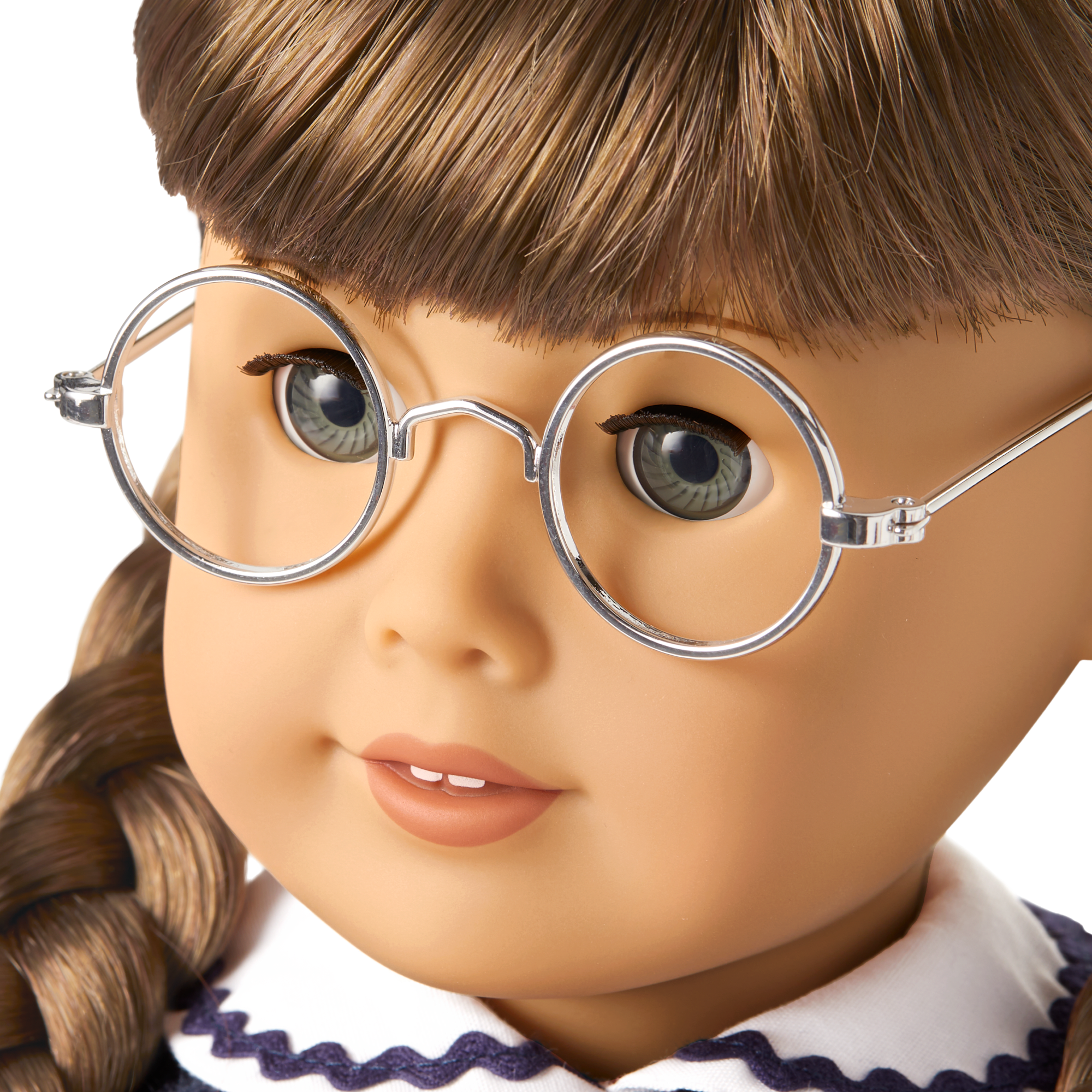 Molly McIntire™ 18-inch Doll, Book & Accessories (Historical Characters) C6