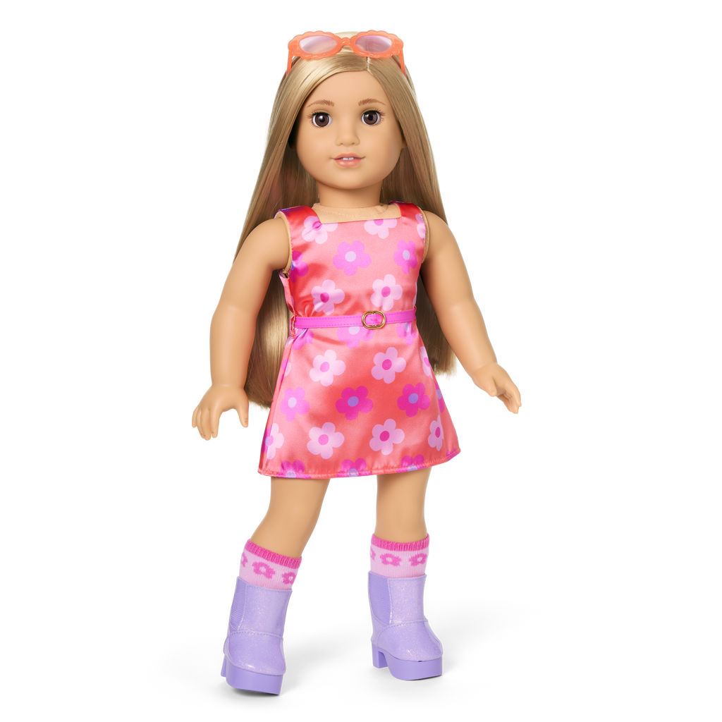 Truly Me™ #131 Doll & Day of Fun All-in-One Set A2