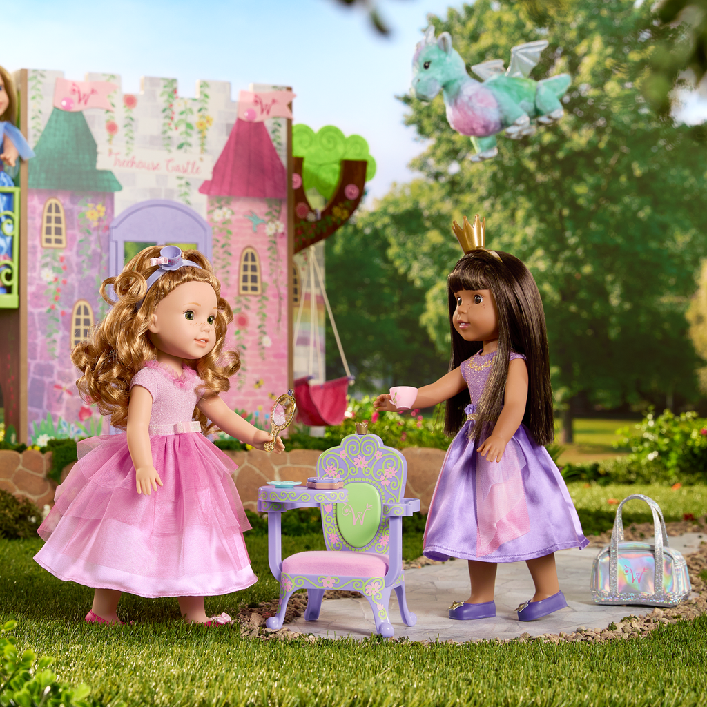 Ready to Be Royal Desk Set for WellieWishers™ Dolls C5