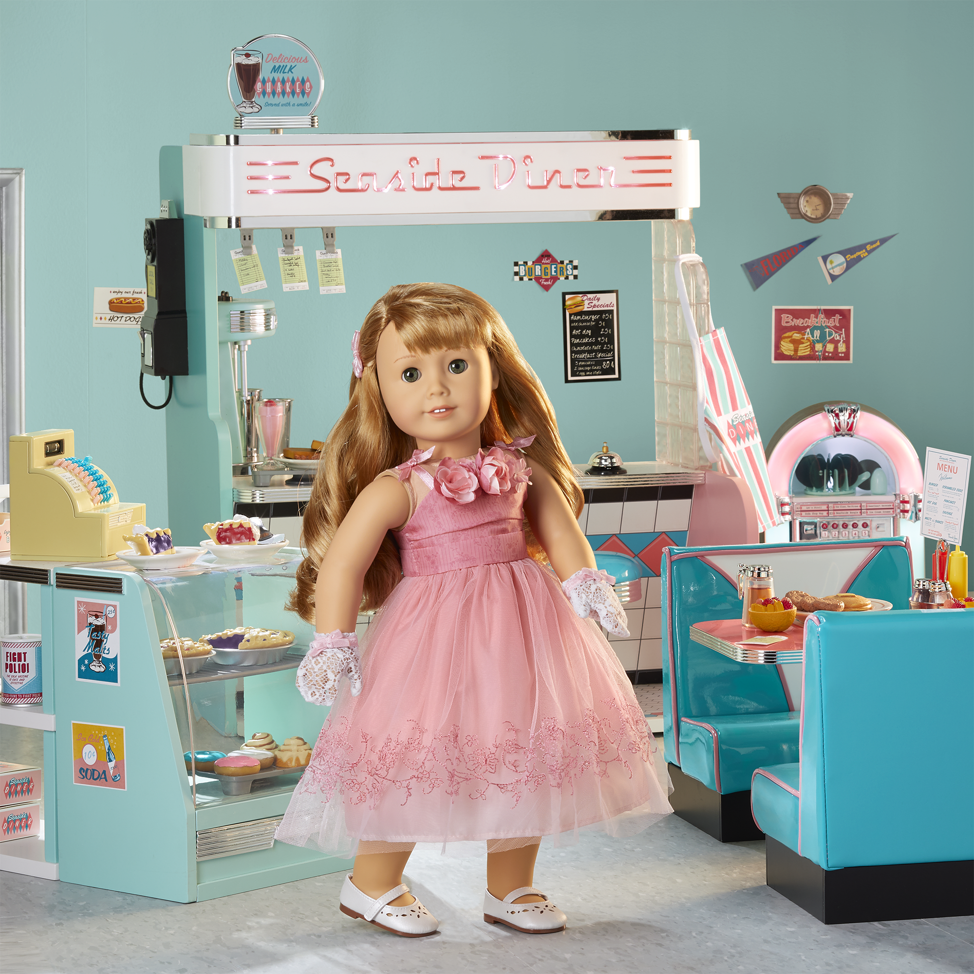 Maryellen’s™ Seaside Diner for 18-inch Dolls (Historical Characters) C6