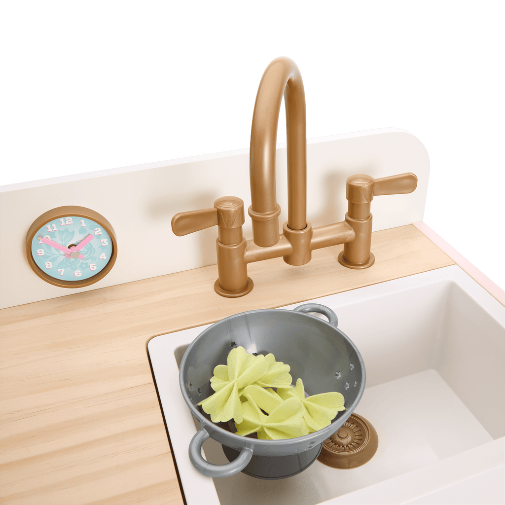 Bitty Baby's™ Kitchen F8