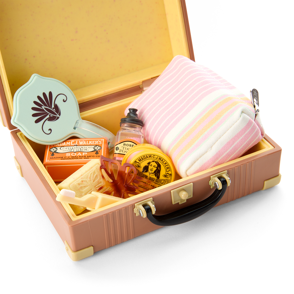 Claudie's™ Travel Accessories for 18-inch Dolls (Historical Characters) D7