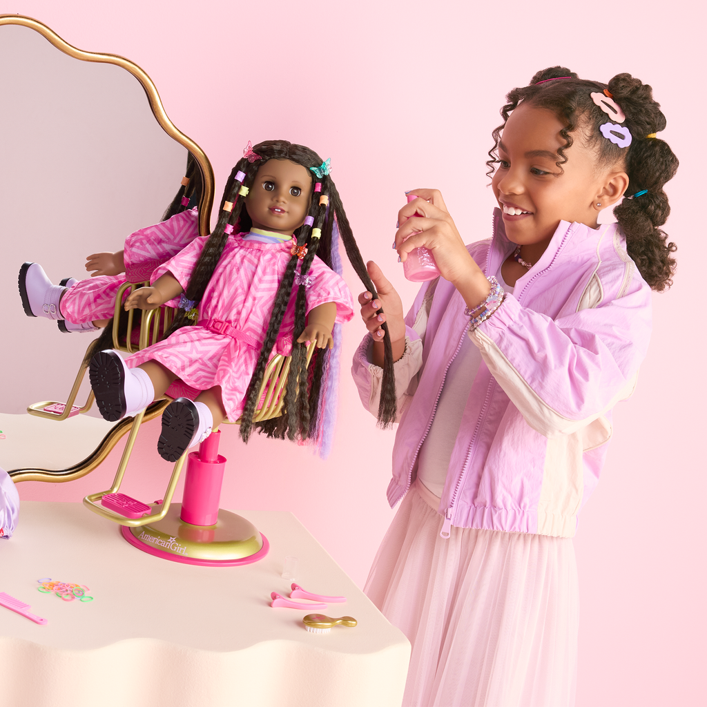 Long Hair Looks™ by Truly Me™ 18-inch Doll #135 & hair accessories E9