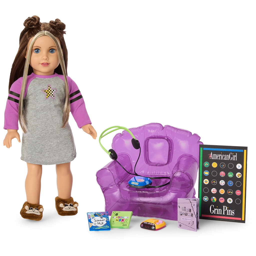 Nicki’s™ Bedroom Accessories for 18-inch Dolls (Historical Characters) D0