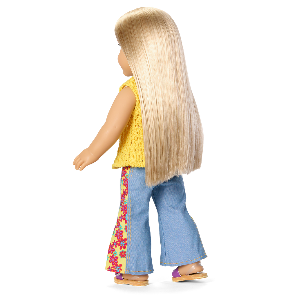 Julie’s™ Sunny ’70s Gift Set (Historical Characters) E1
