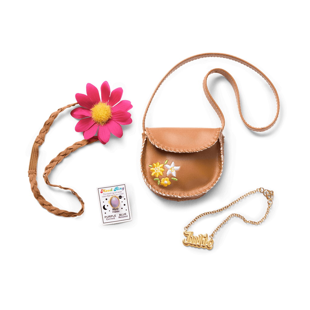 Julie’s™ Sunny ’70s Gift Set (Historical Characters) E1