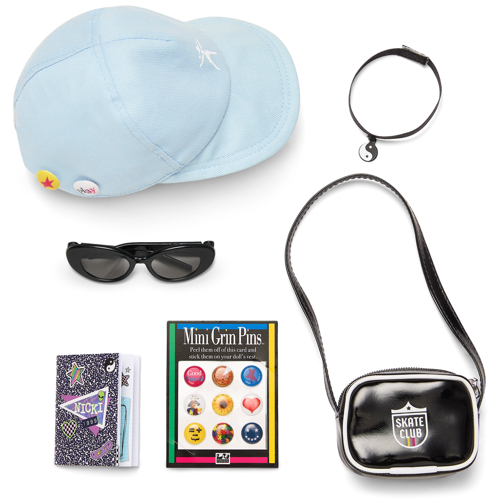 ’90s Twins Nicki’s™ Skateboarding Gift Set (Historical Characters) E5