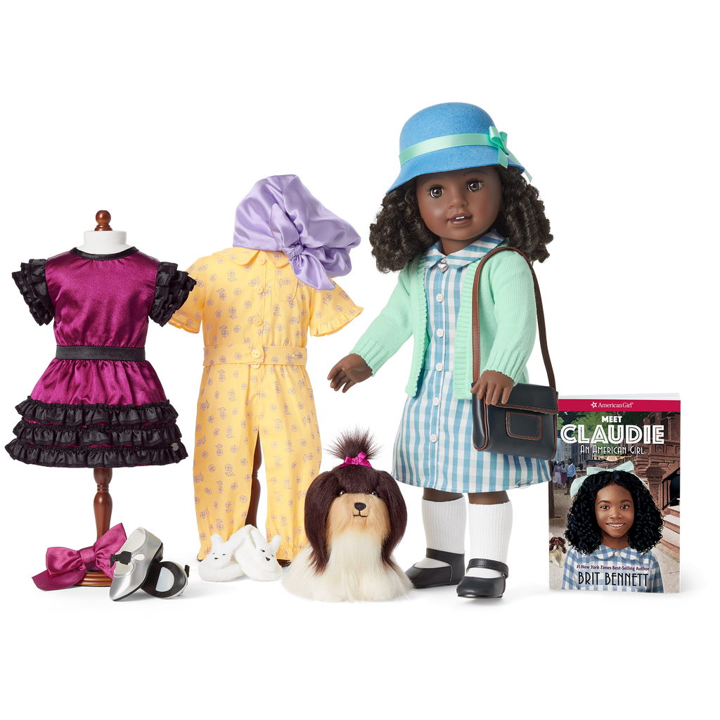 Claudie’s™ Performance & PJs Gift Set (Historical Characters) D5